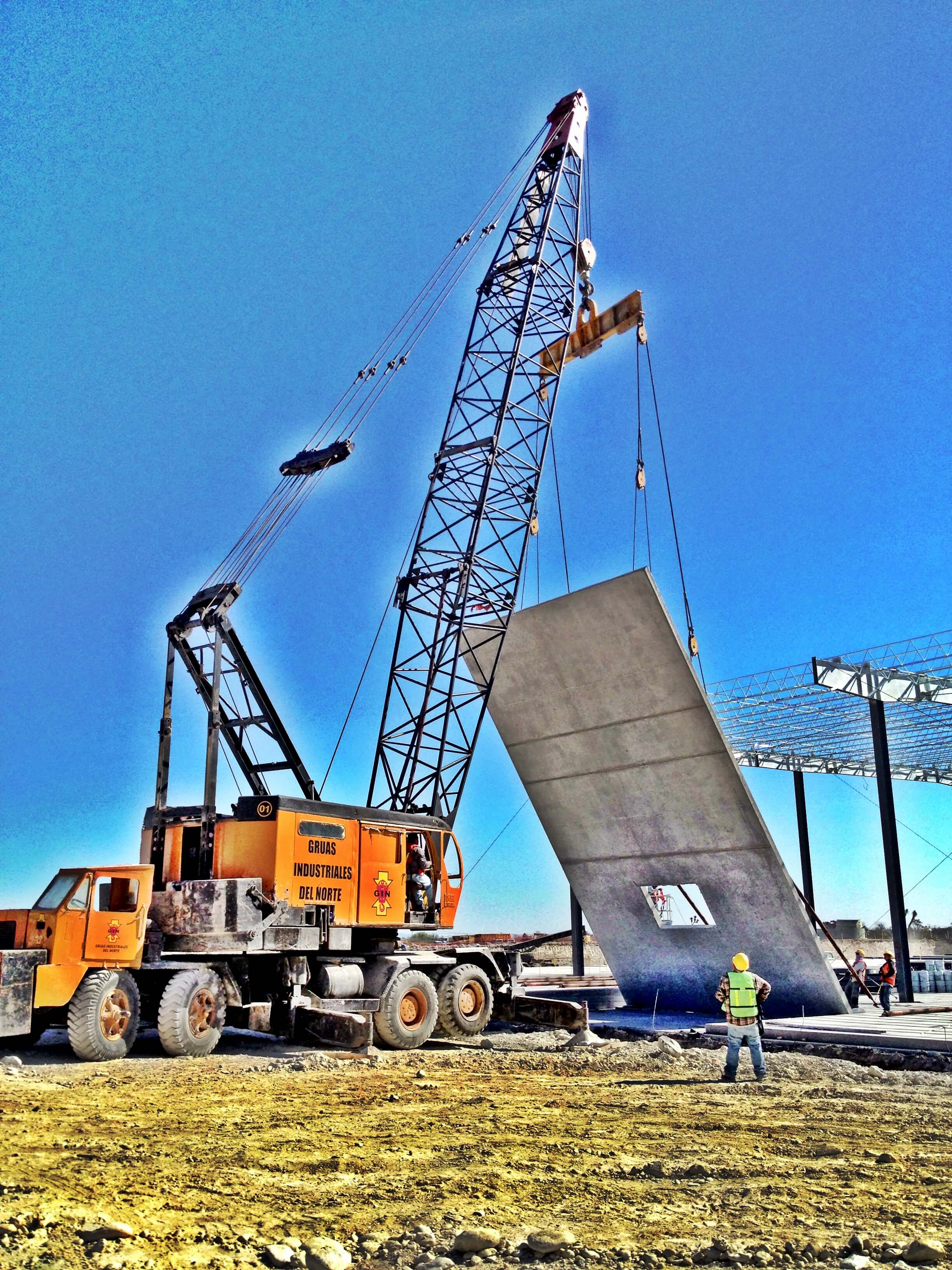 Grua 9125 tc 140 tons - Grúas GIN